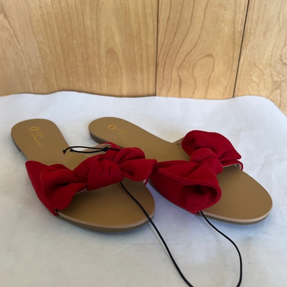 Olivia Ferguson  Lassie  red sandals size 7.5 - Picture 9 of 9